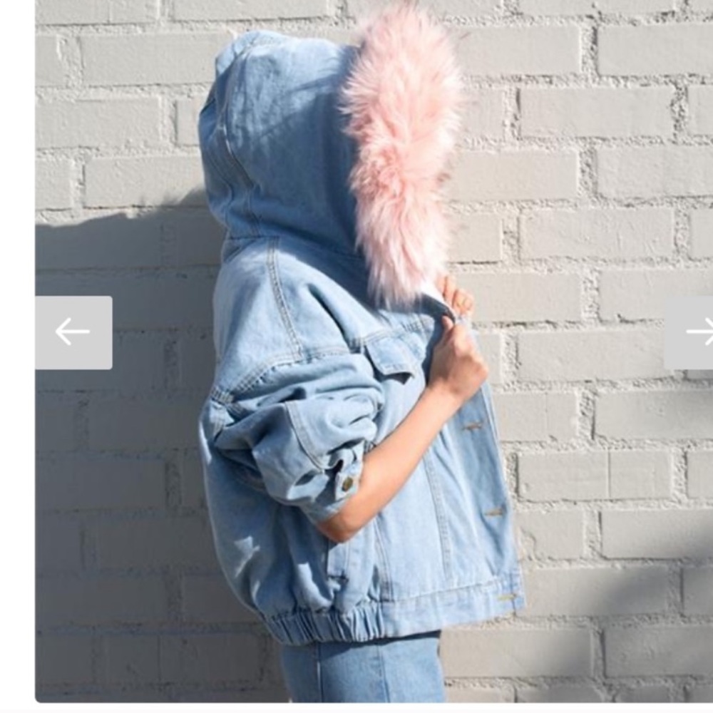 ✨MORE SIZES✨ Pink Faux Fur Trimmed Jean Jacket - Picture 7 of 14